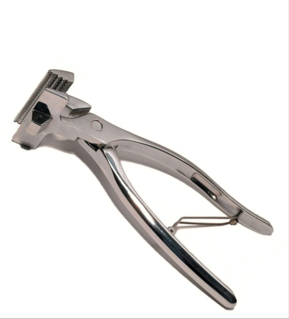 Canvas Pliers - Chrome Plated - 58mm wide jaws