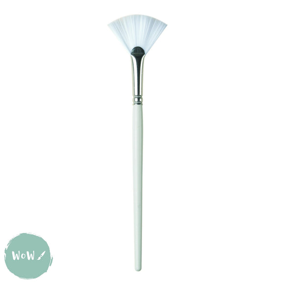 Pro Arte Series 33 Polar Nylon All Purpose Brushes- Fan – Large (size 6)